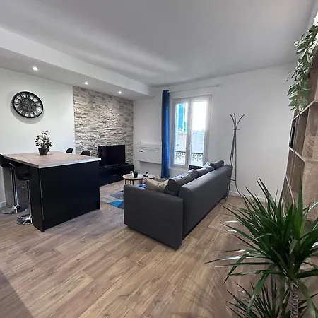 Apartment Charme Manosquins *